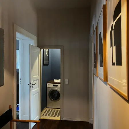 Spacious In Berlin Mitte Niederdorla