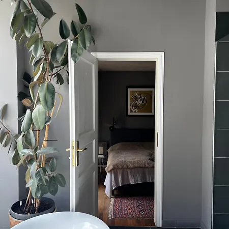 דירה Spacious In Berlin Mitte Niederdorla